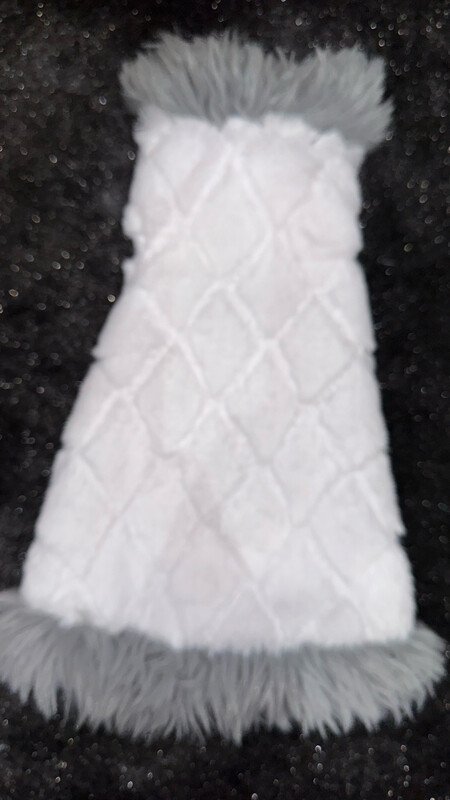 Fuzzy Bunny White Diamonds W Grey Trim
