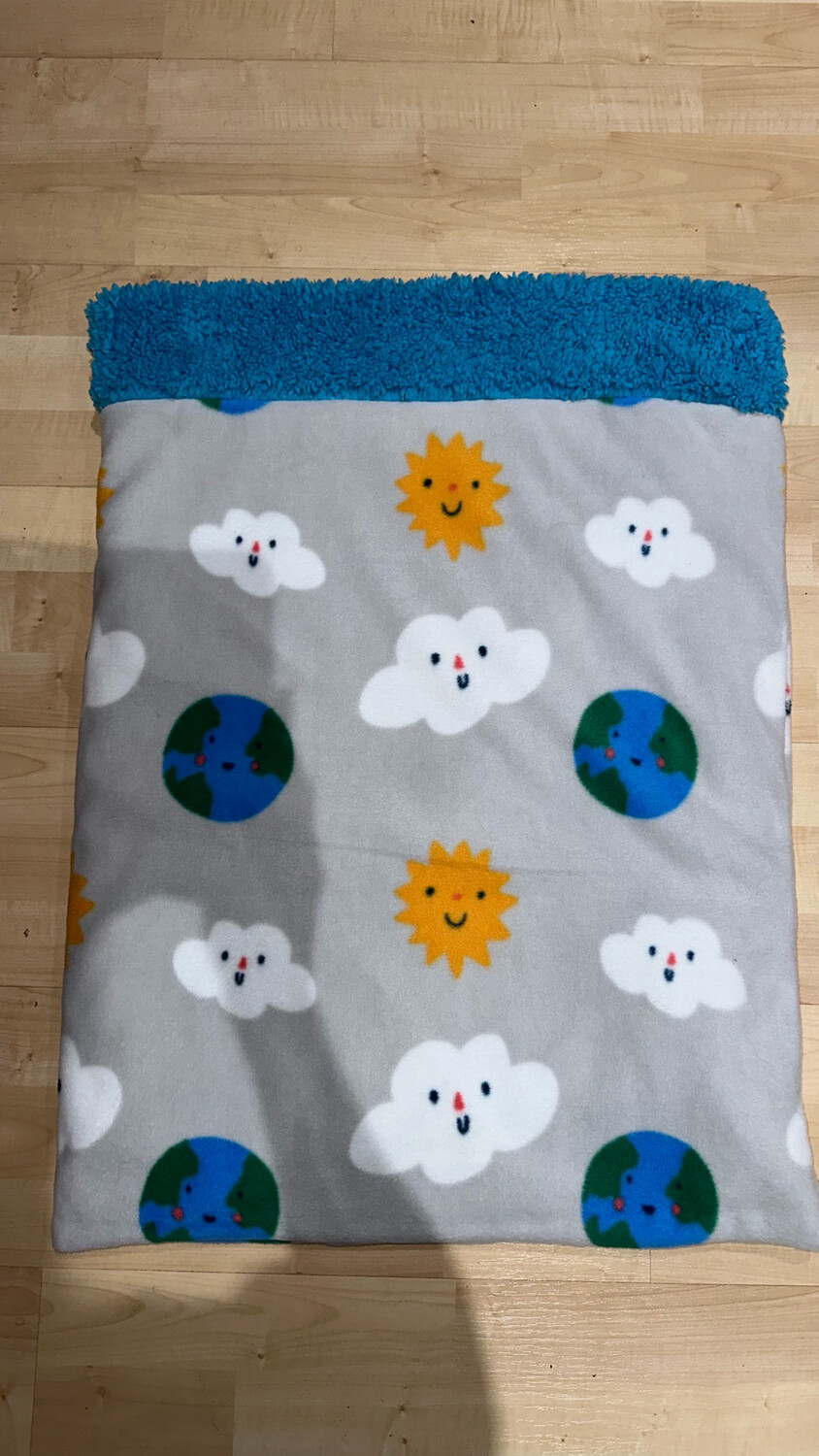 Sleeping Sack Got The Whole World In My Paw (Medium) W Sherpa Lining