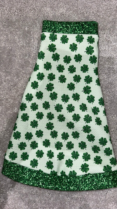 Lucky Leaves W Glitter Print Trim