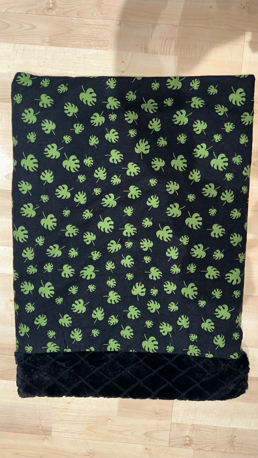 Monstera Sleeping Sack (medium) W Black Faux Fur Lining