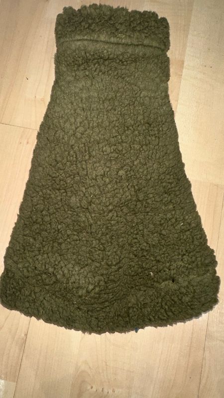Baa Baa Olive Sheep (Medium)