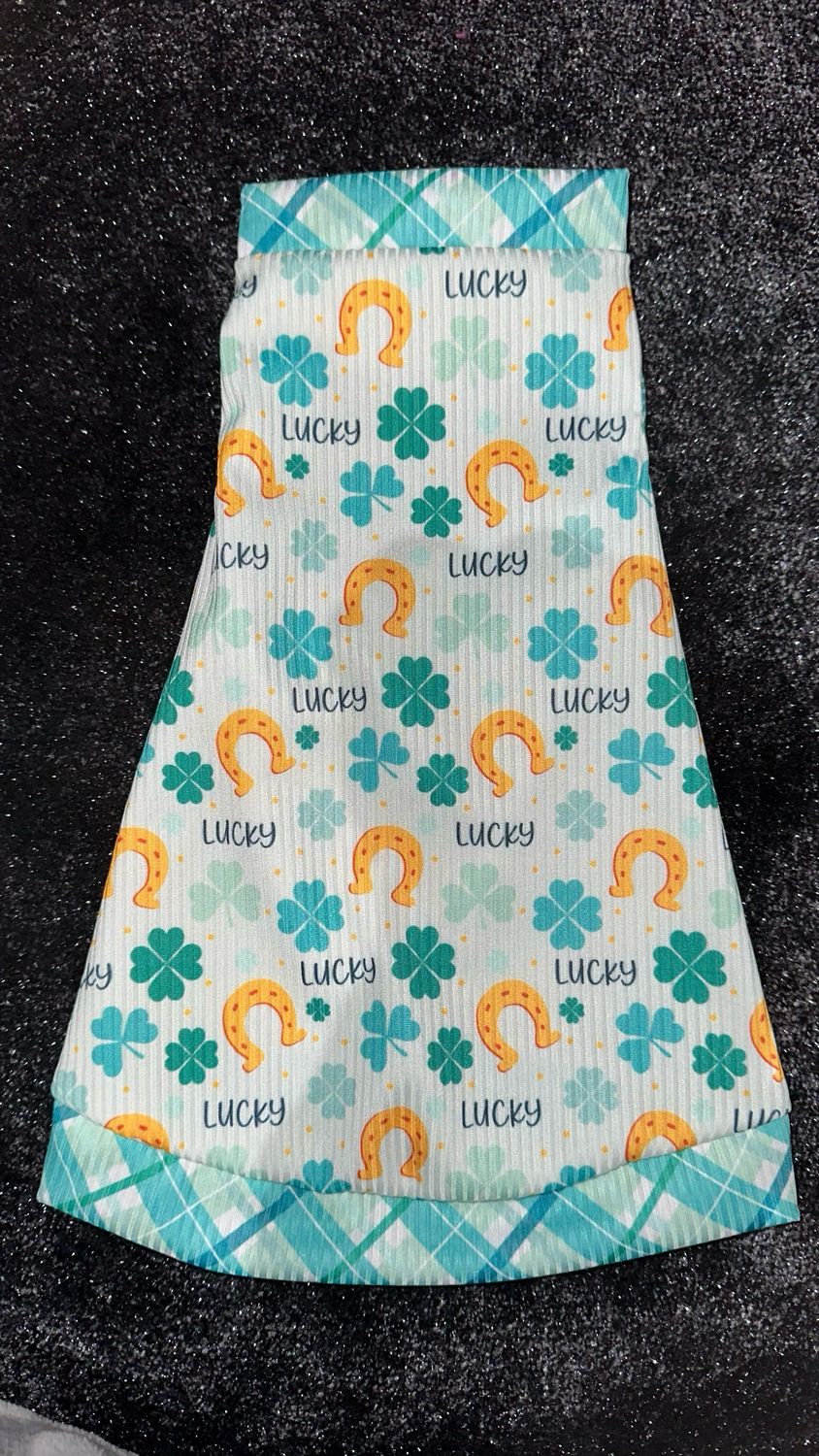 Horseshoes And Clovers