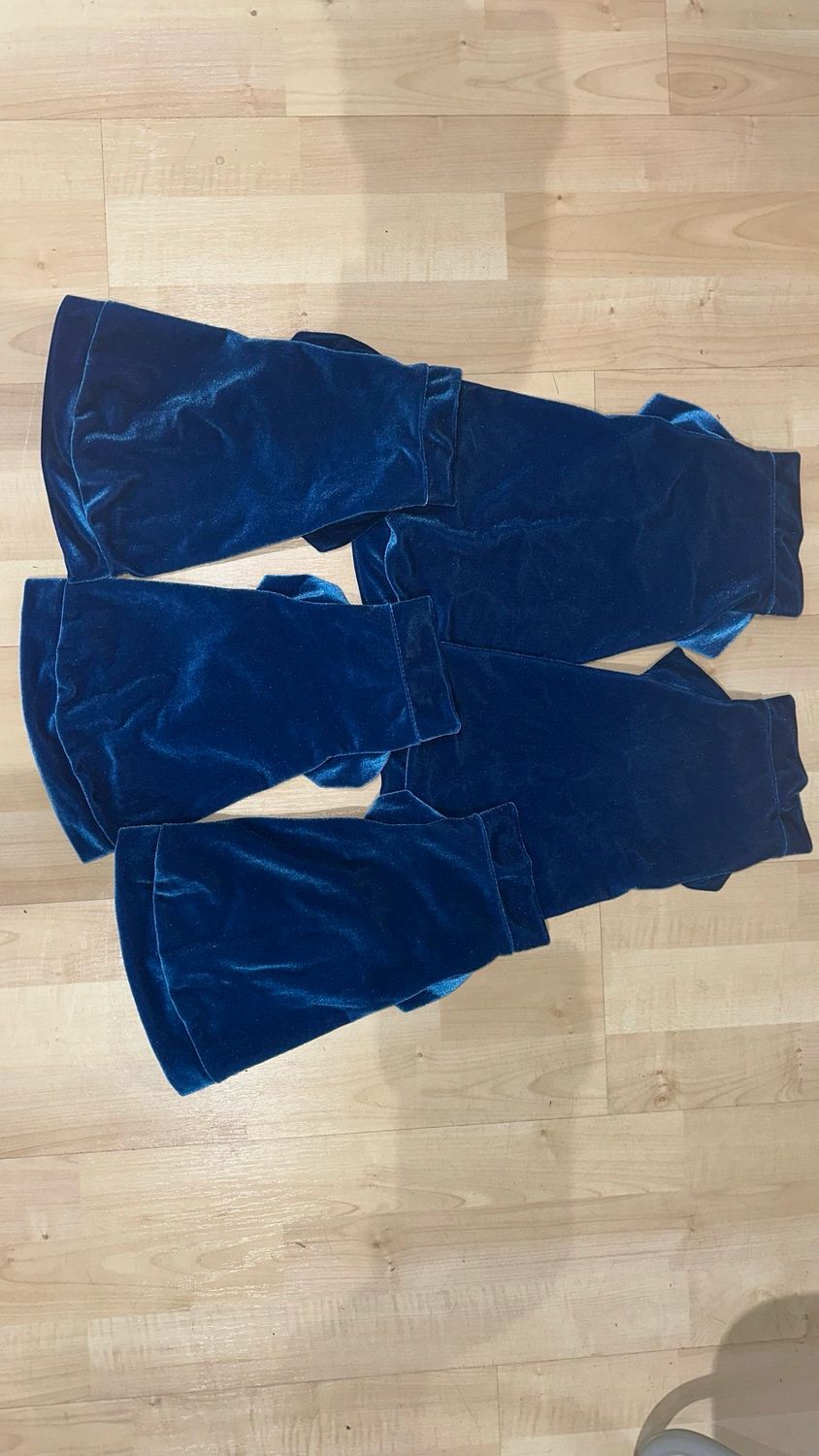 Courtney Xoxo Special Velvet Bundle