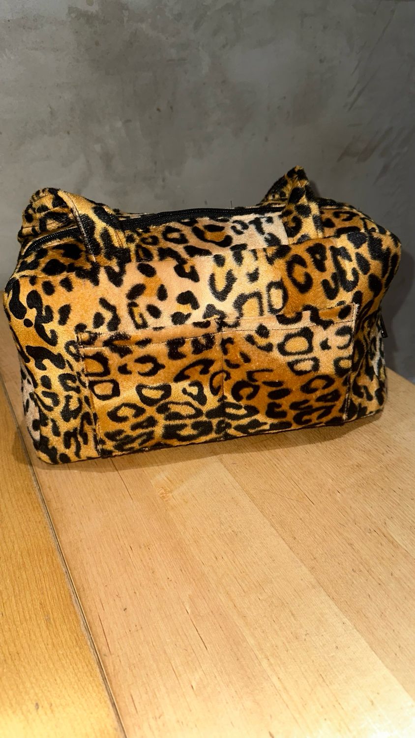 Leopard Velboa Bowler Bag W Fuchsia Lining