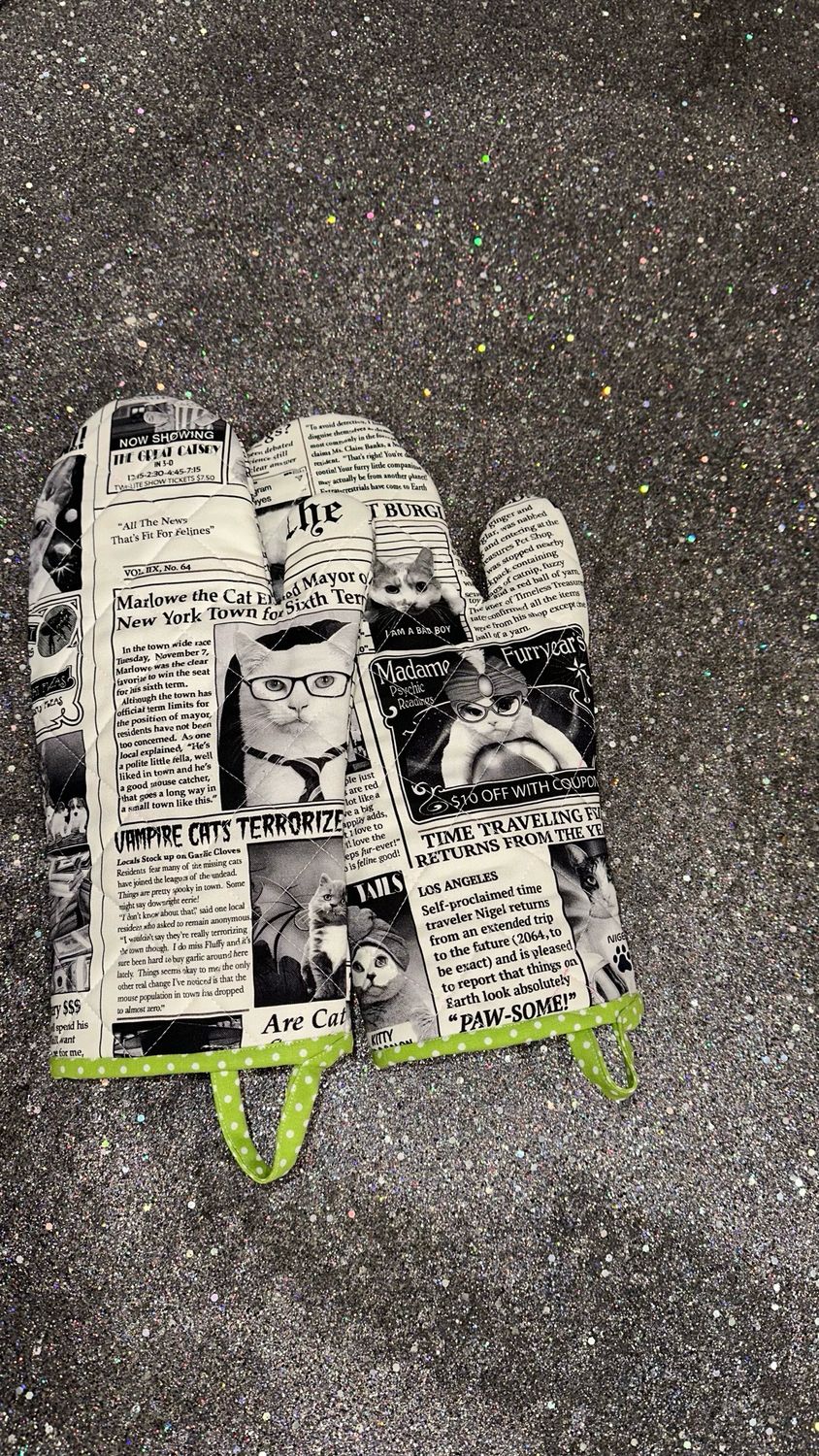 Kitty Newspaper Oven Mitt