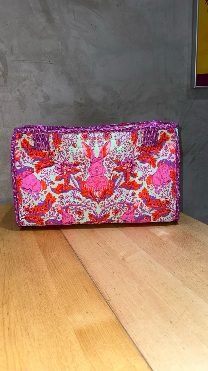 Hoppy Go Lucky Weekender Quilted Bag