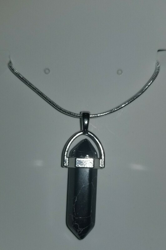 Black w/ White Veins Pendant