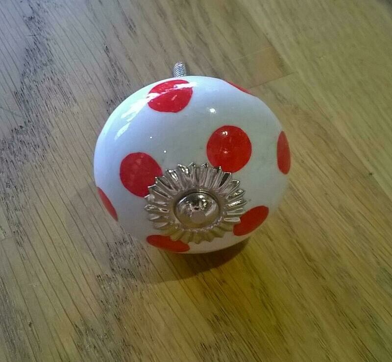 'Red/Spot' Knob