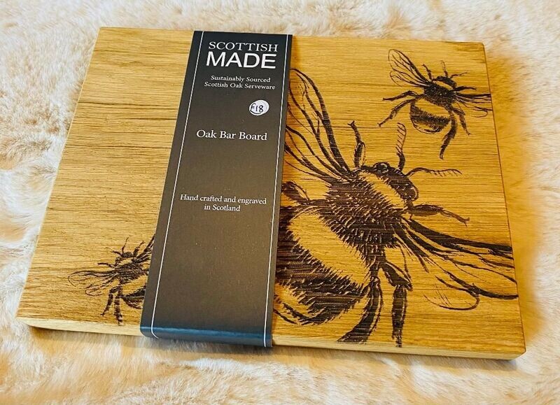 'Bee' Oak Bar Board