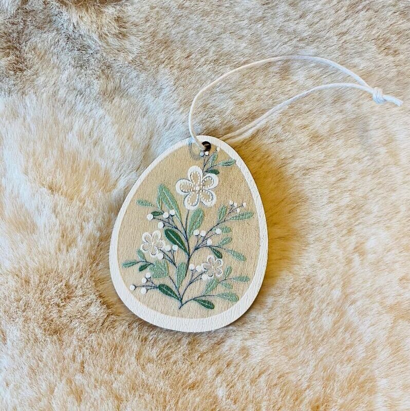 'Green Floral' Egg Decoration