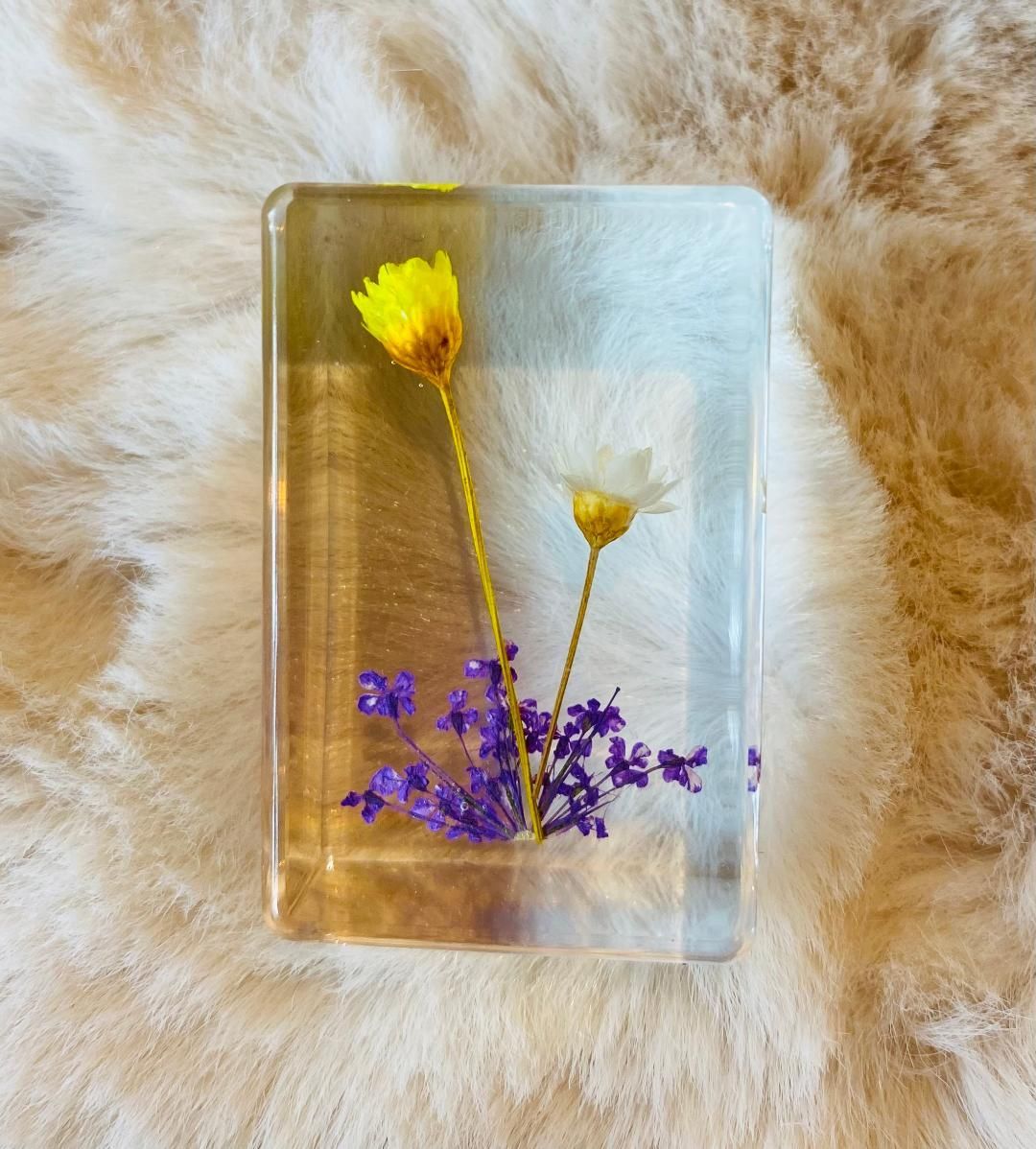 'Yellow/Purple' Resin Flower Block