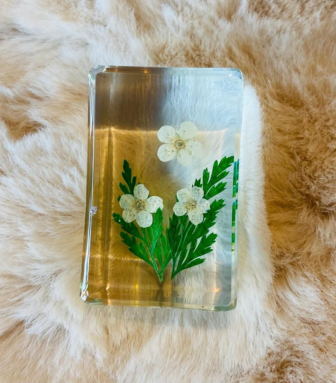 'White' Resin Flower Block