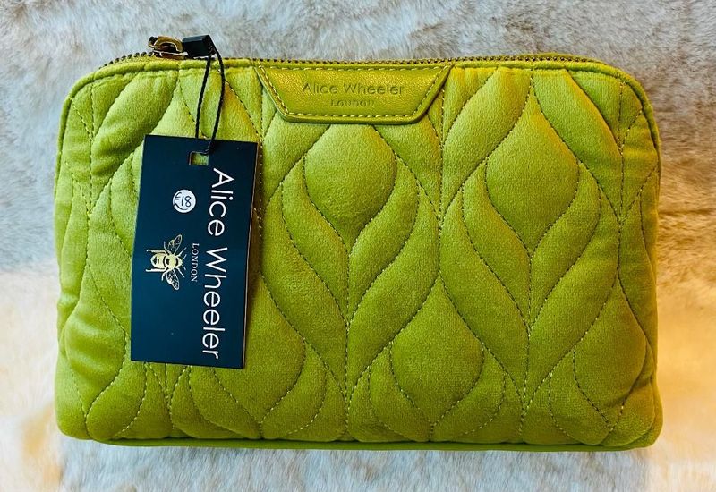 Lime 'Quilted Beauty Bag'