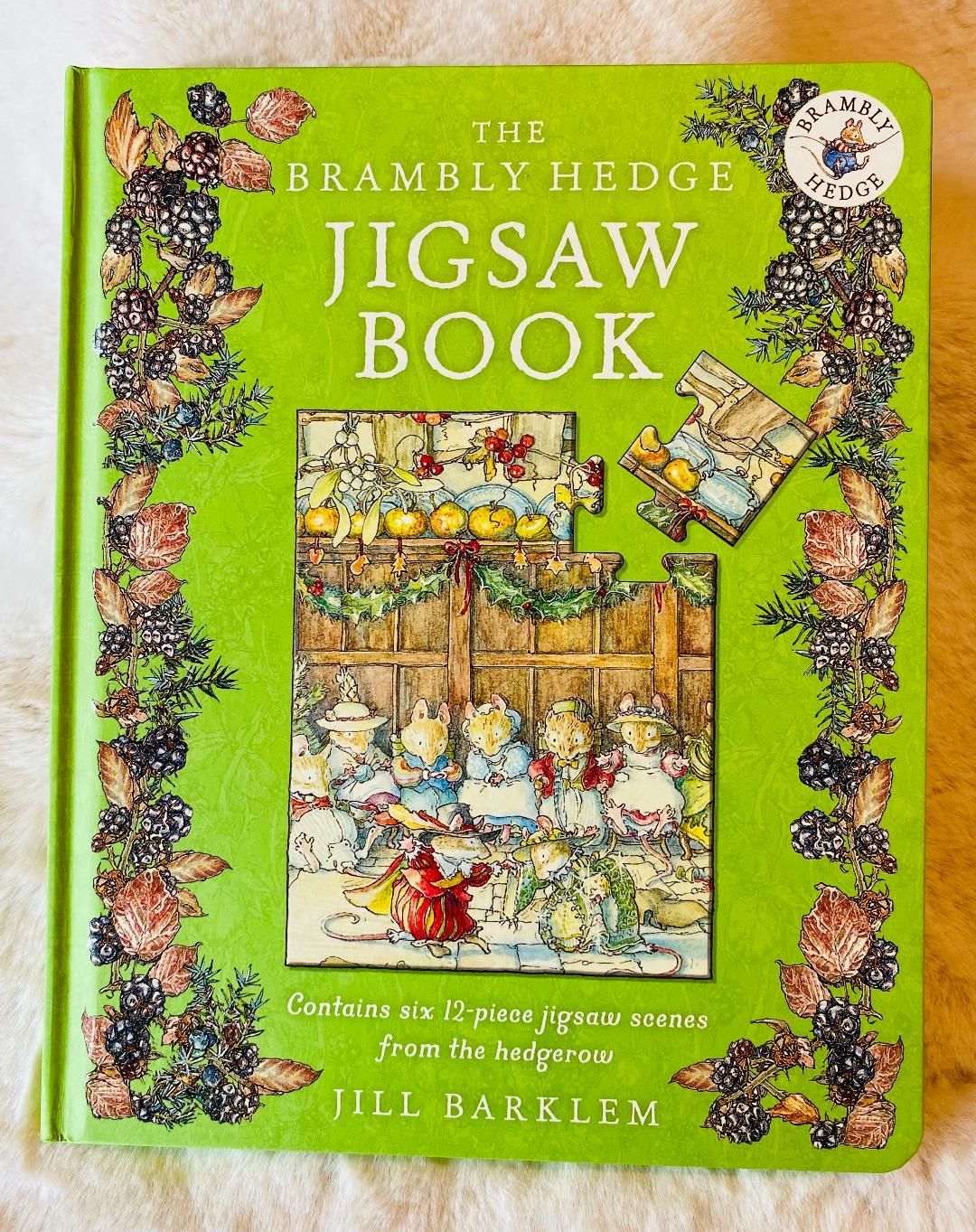 'Brambly Hedge Jigsaw Book'