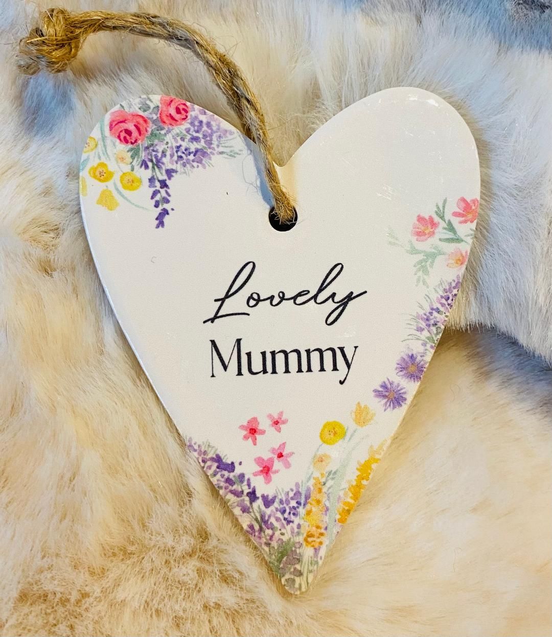 'Lovely Mummy' Heart
