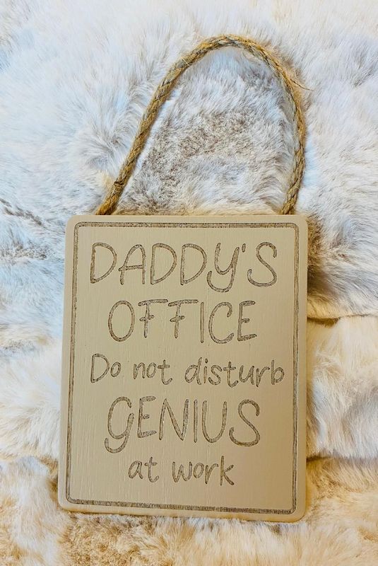 'Daddy's Office' Hanger