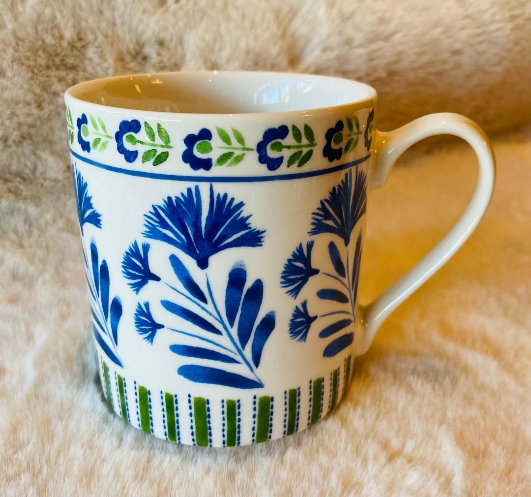 'Country Flowers' New Bone China Mug