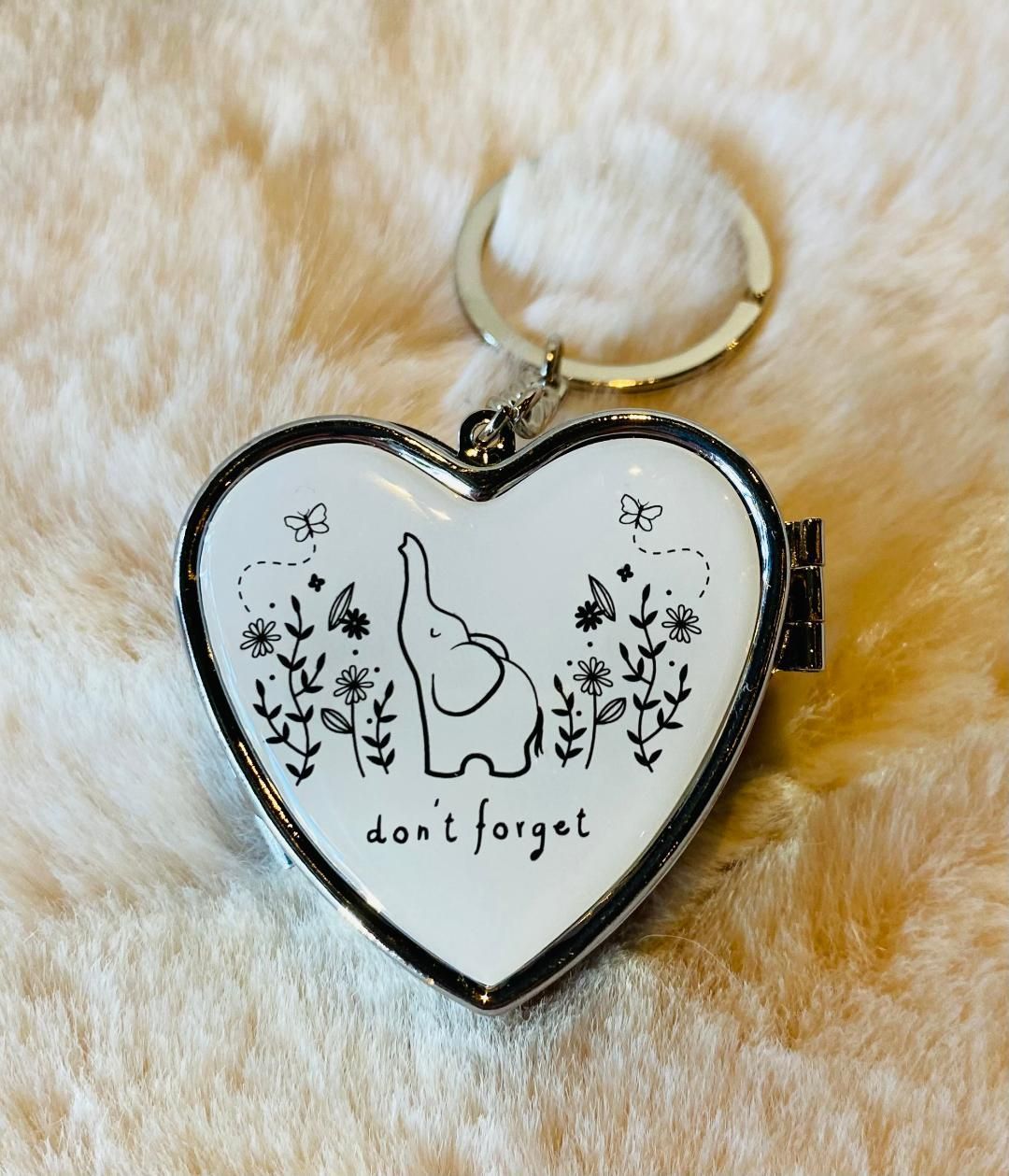'Don't Forget' Pill Box Keyring