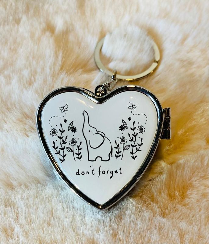 'Don't Forget' Pill Box Keyring