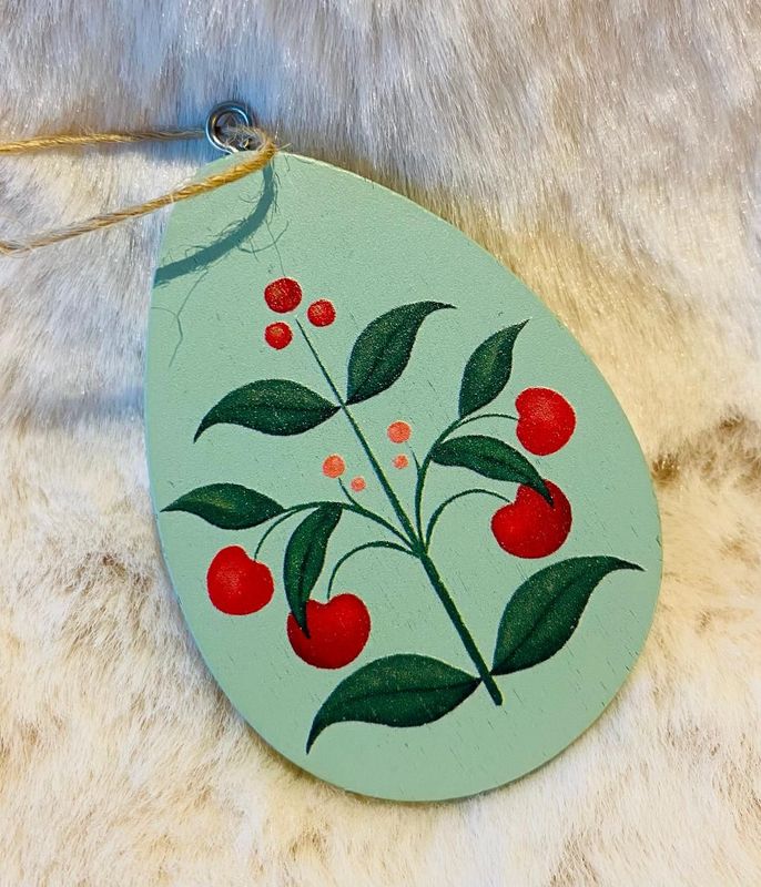 'Green/Cherries' Egg Hanger