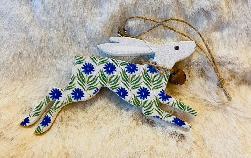 Country Flowers 'Bunny' Hanger (B)