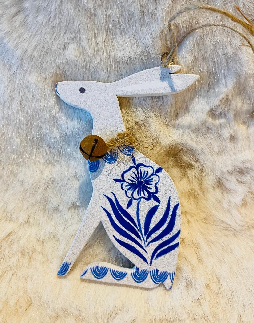 Country Flowers 'Bunny' Hanger (C)