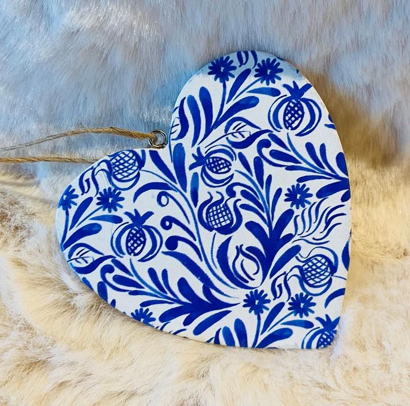 Country Flowers 'Heart' Hanger (B)