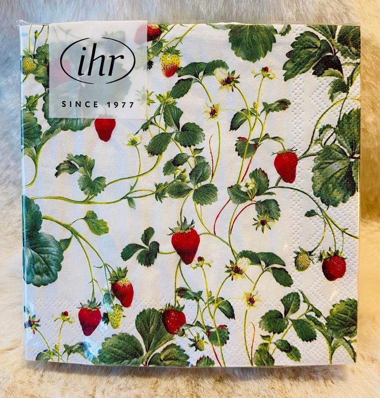 'Strawberry Patch' Cocktail Napkins