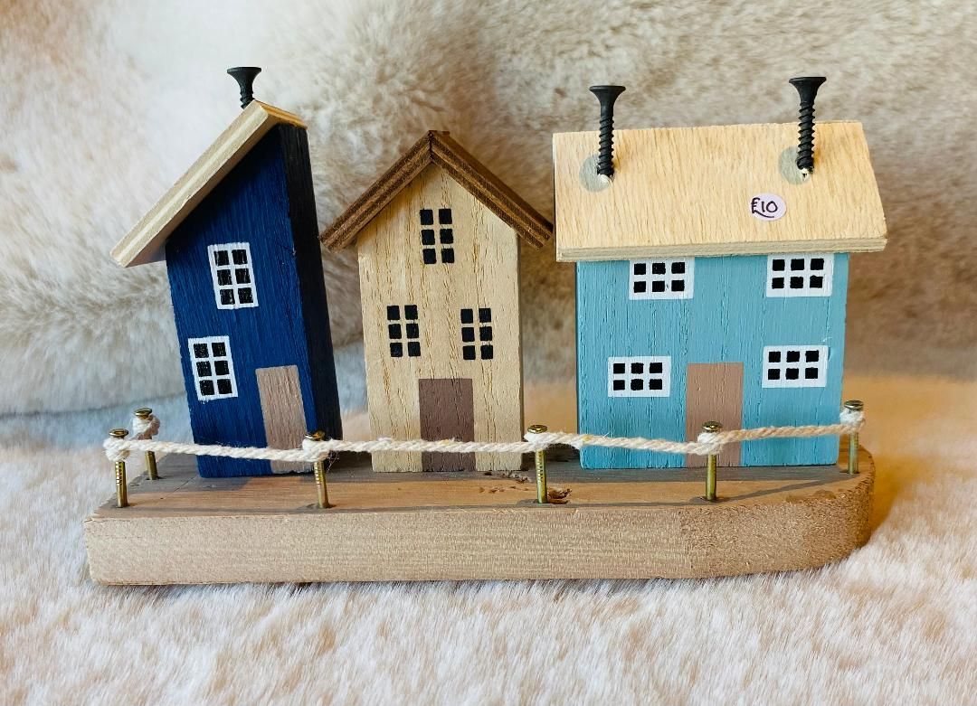 'Harbour Houses' Plinth