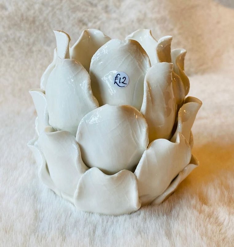 White 'Artichoke' T.Light Holder