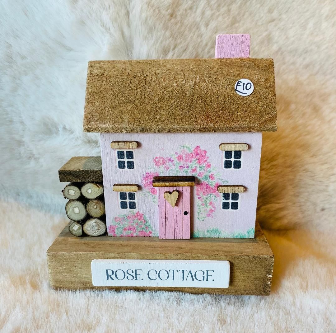 'Rose Cottage' Block