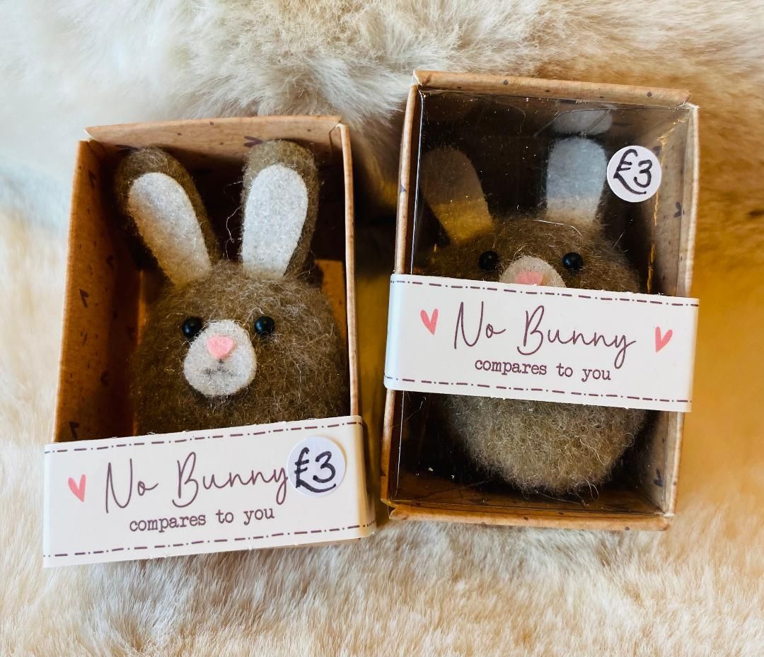 Tiny World 'Bunny' Keepsake