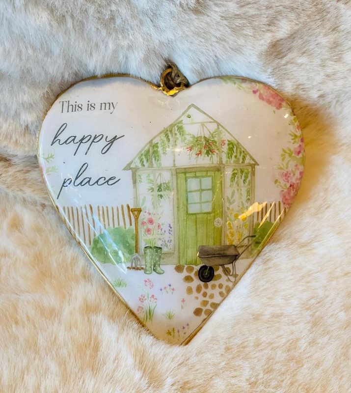'Happy Place' 3D Metal Heart (F)