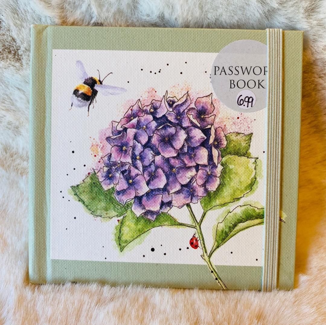 'Hydrangea & Bee' Passwords Book