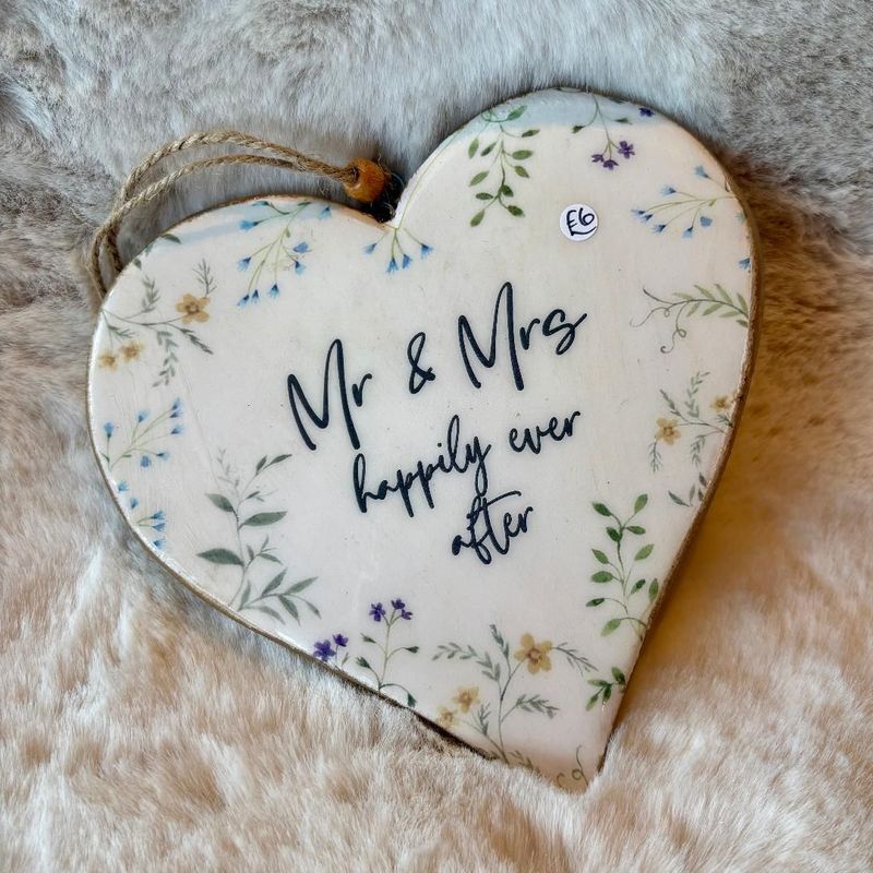 'Mr & Mrs' Mango Wood Heart