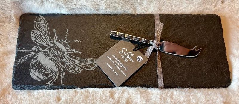 'Bee' Slate Board & Knife Set