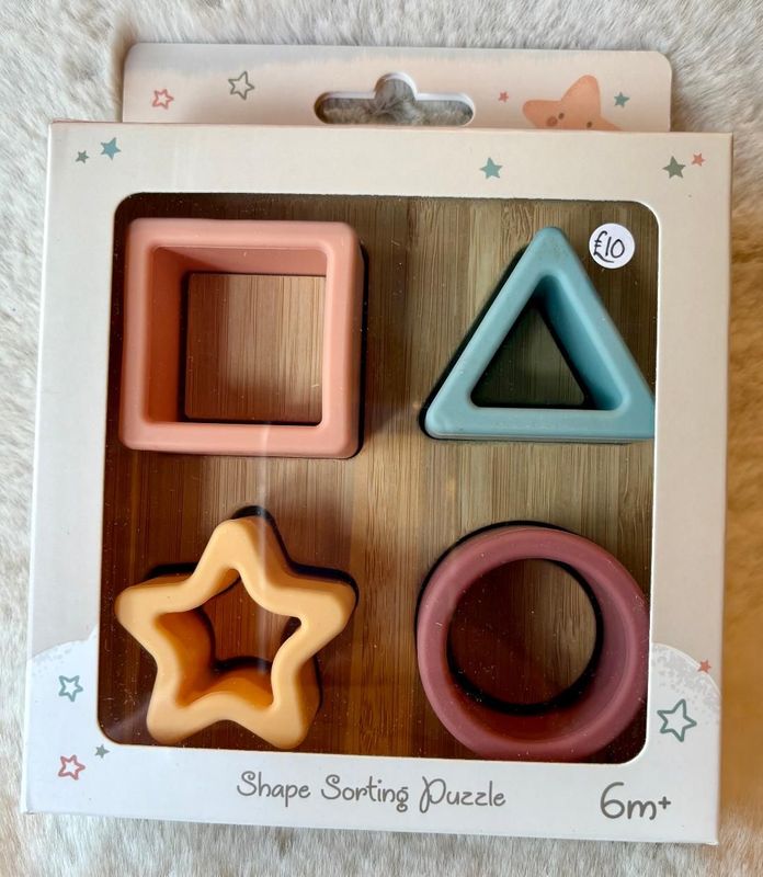 'Shape Sorting Puzzle'