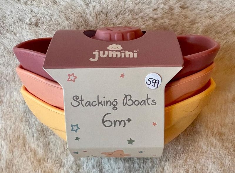 'Stacking Boats'