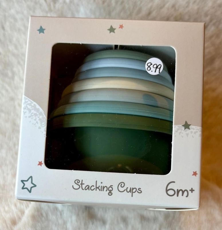 'Stacking Cups'