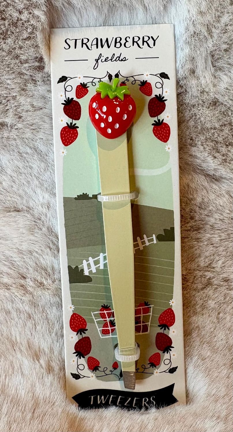 Cream 'Strawberry' Tweezers