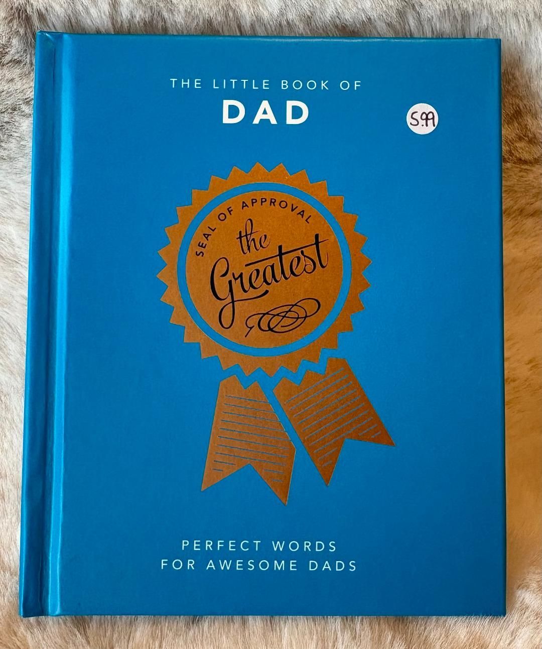 'The Little Book of Dad' Book