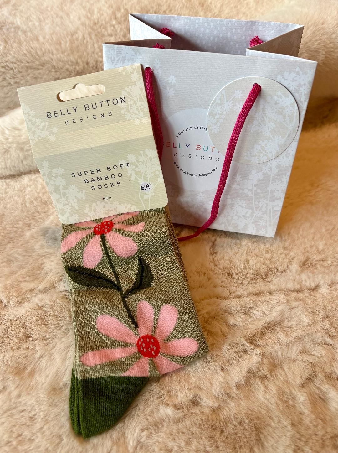 'Pink Flower' Bamboo Socks