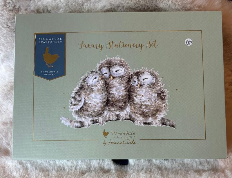 'Luxury Stationery Set'