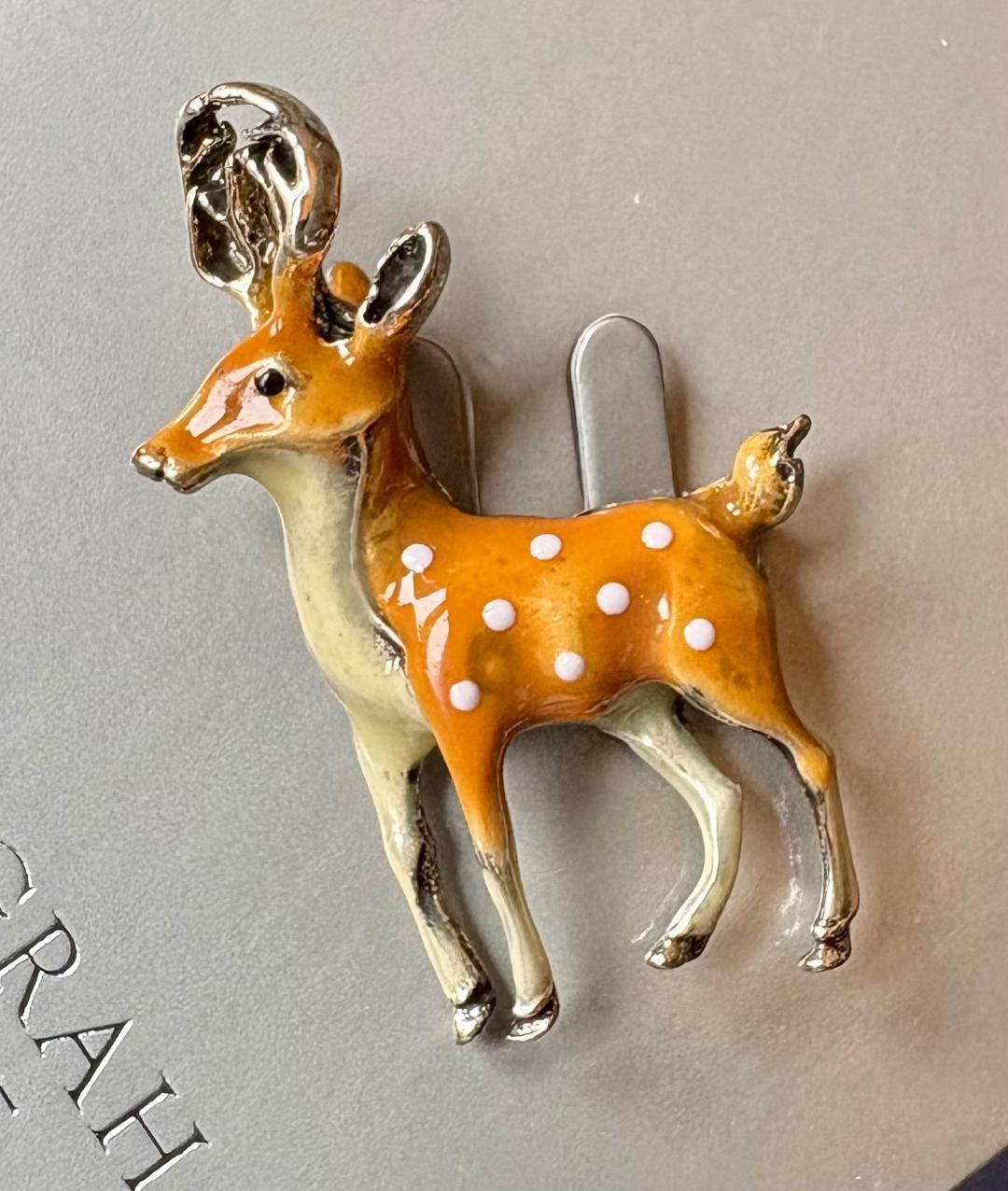 'Fawn' Brooch