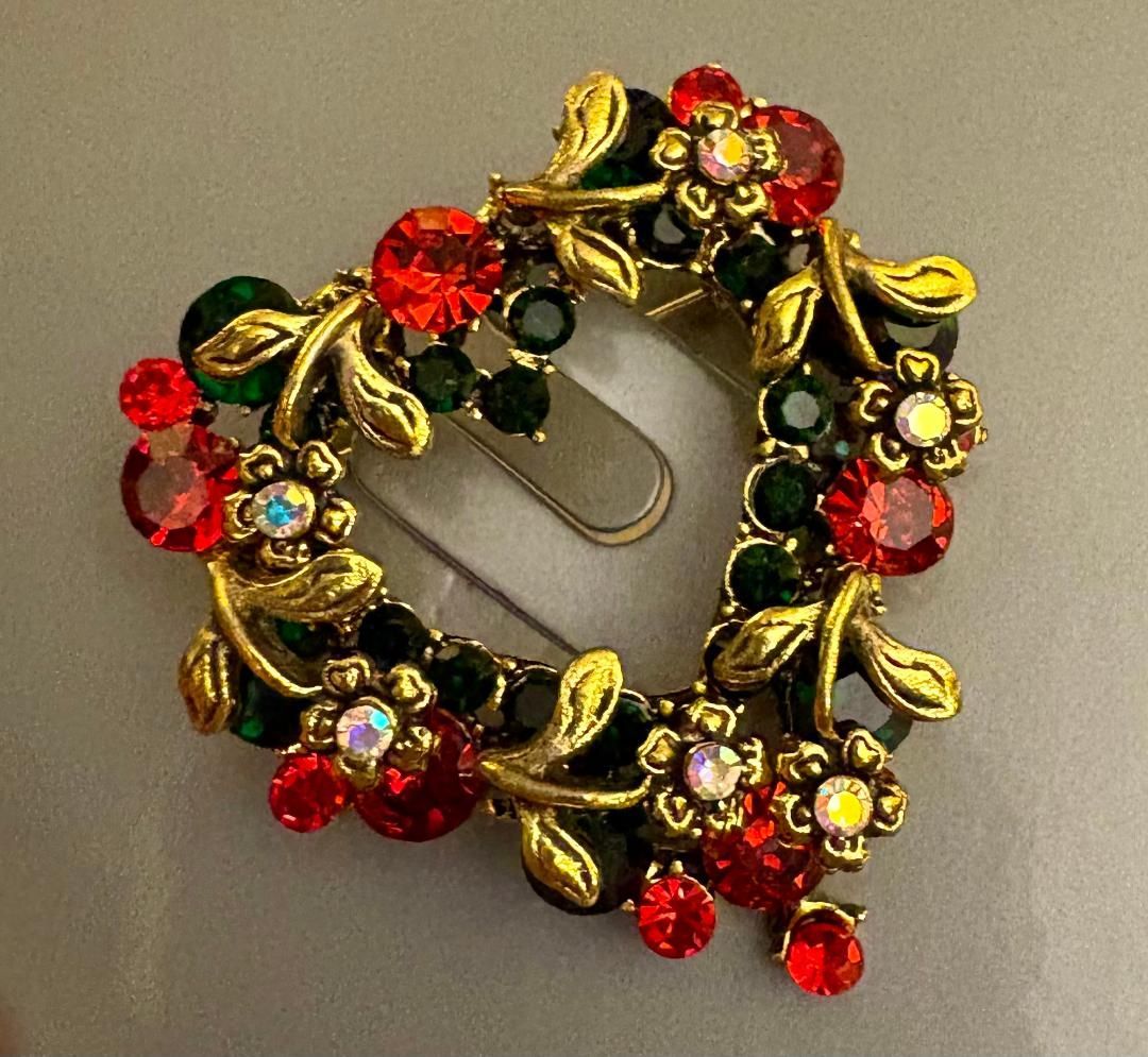 'Jewelled Heart' Brooch
