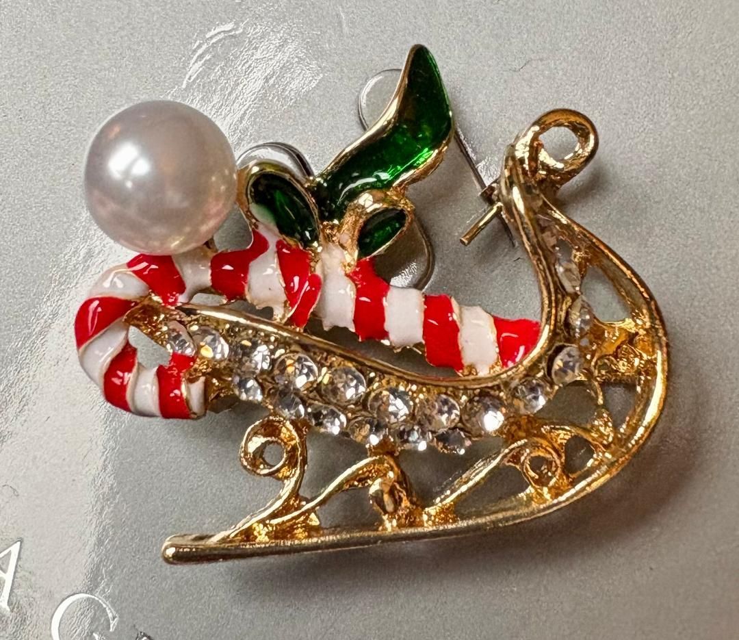 'Sleigh' Brooch