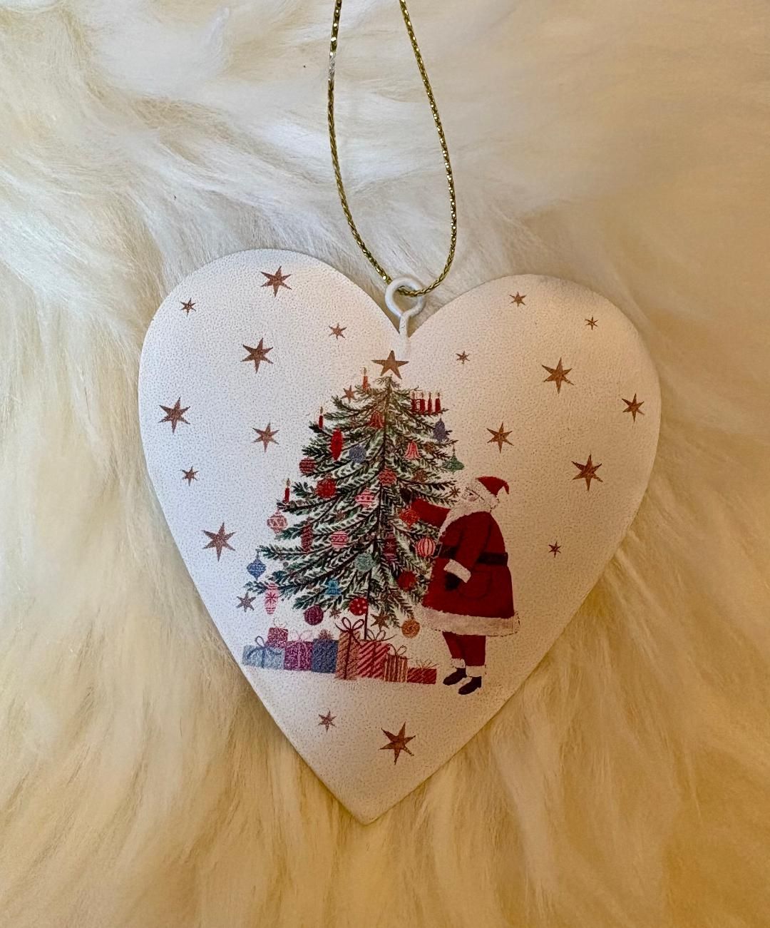 'Nostalgia Santa' Heart Decoration