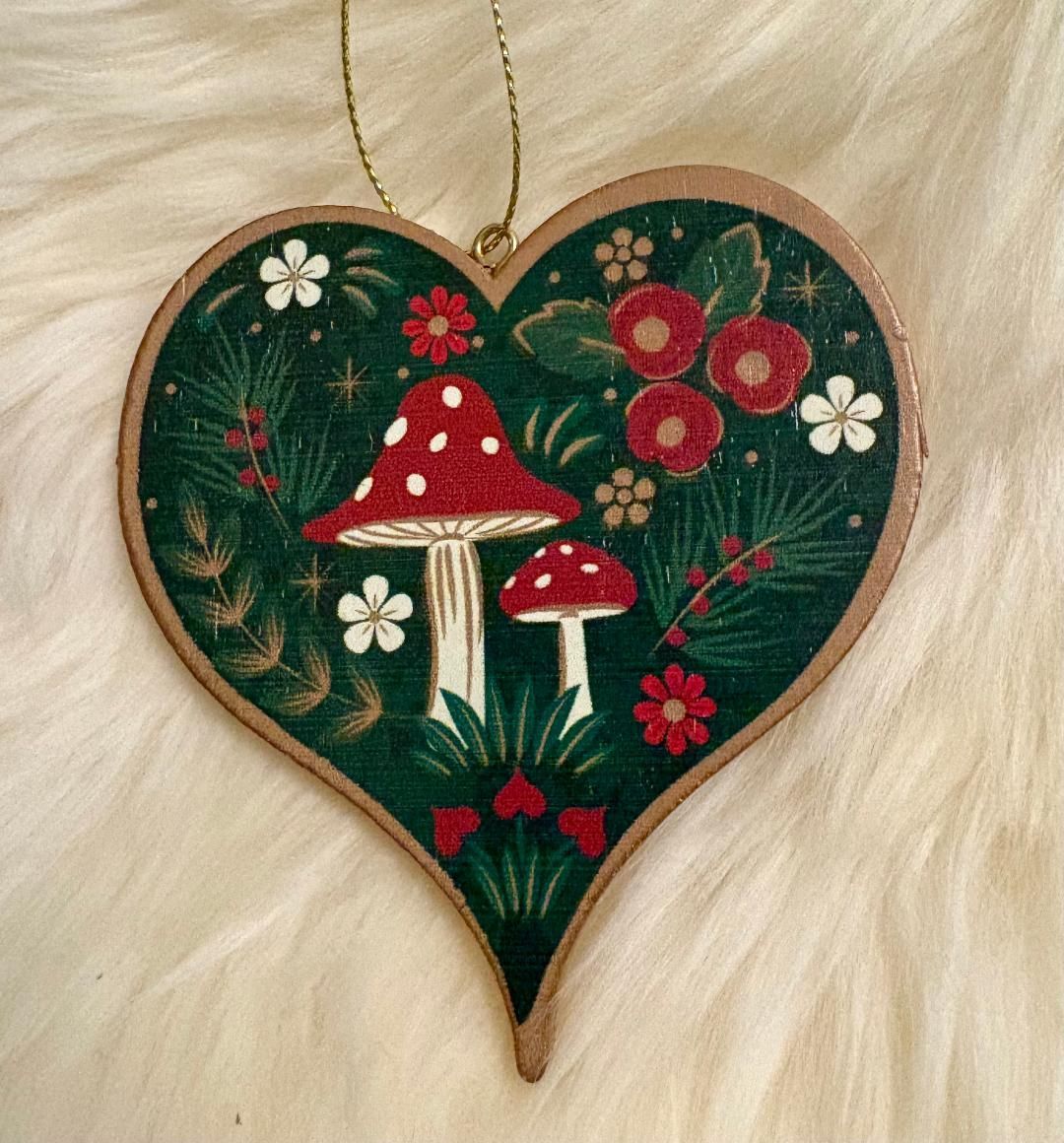 'Toadstools' Heart Decoration (B)
