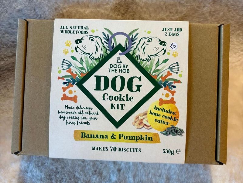 'Banana & Pumpkin' Dog Biscuit Kit