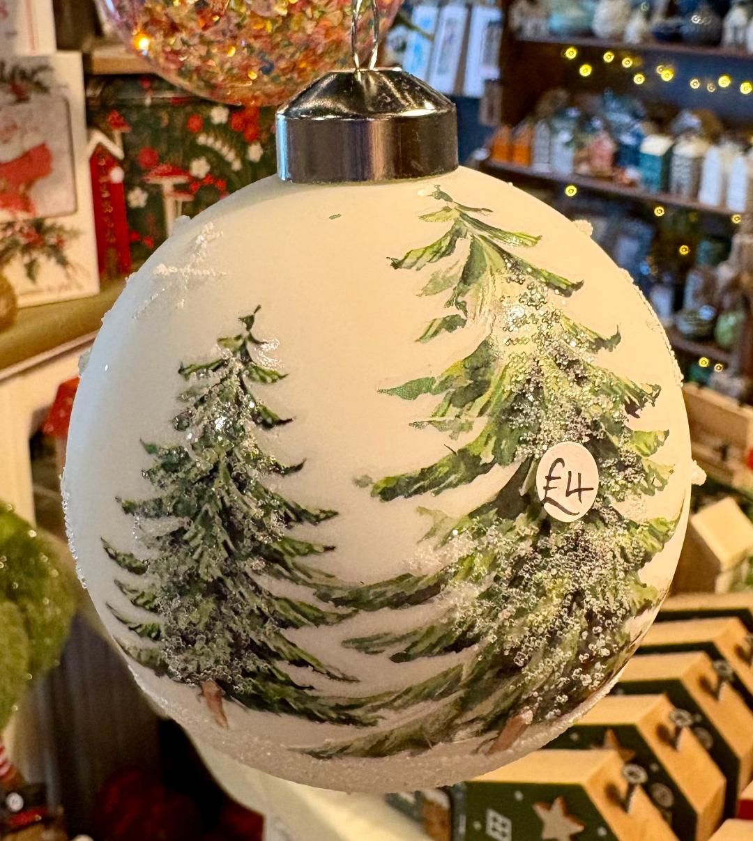 'Fir Trees' White Glass Bauble